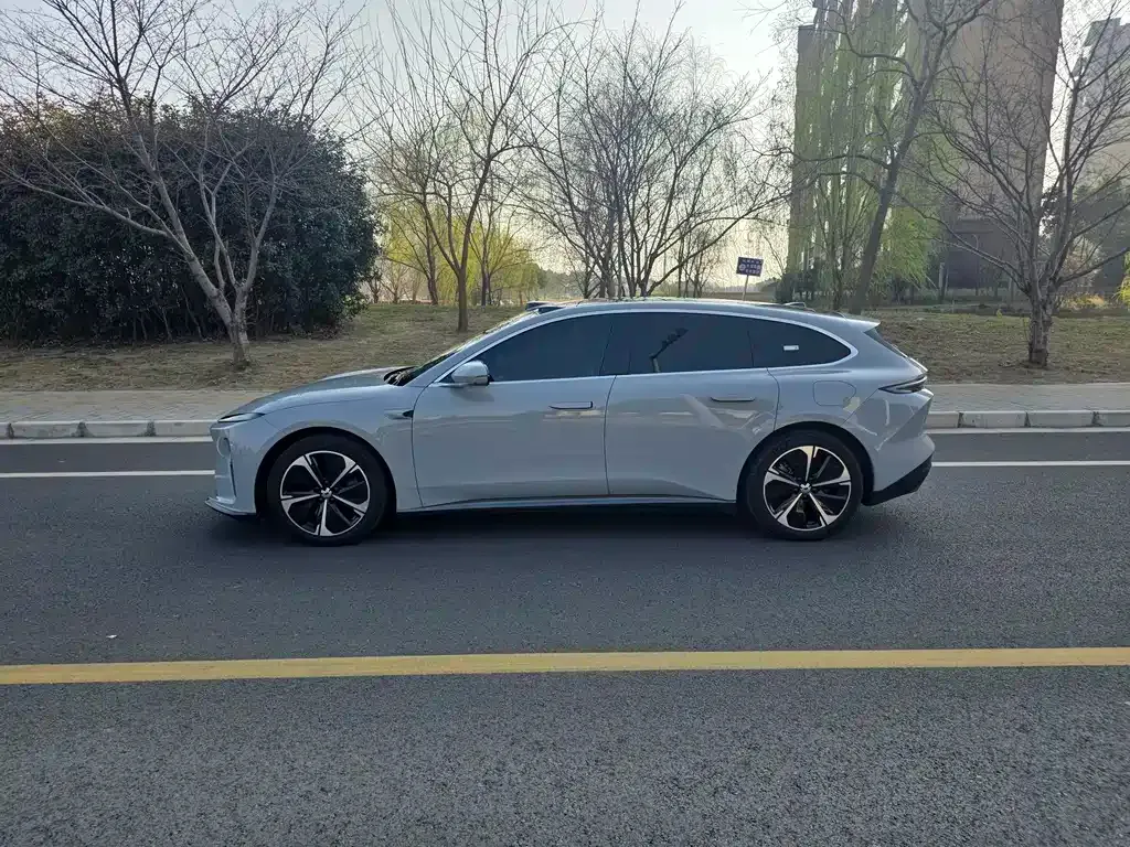 NIO ET5T 2024 из CN, фото 8