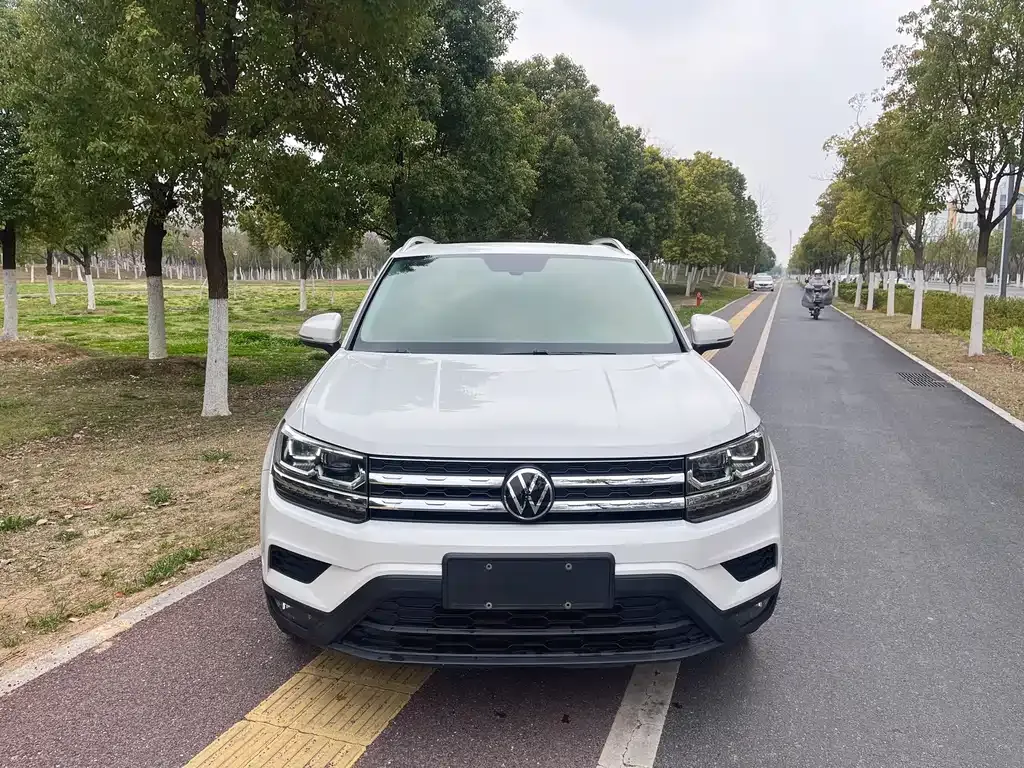 Volkswagen Tharu 2022 из CN, фото 3