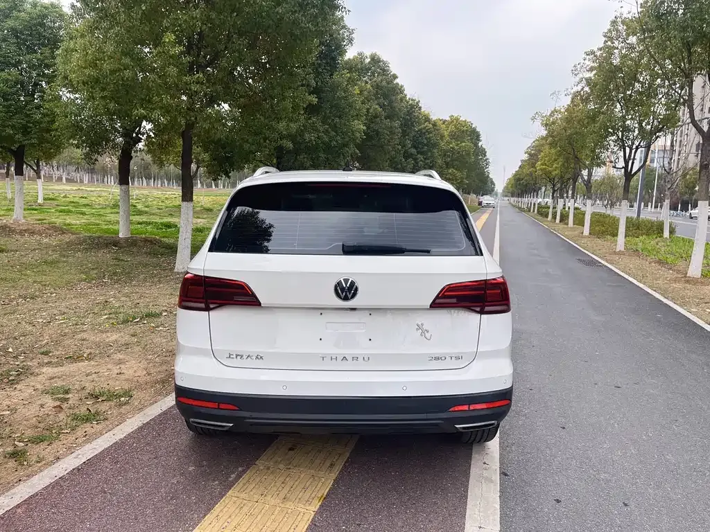 Volkswagen Tharu 2022 из CN, фото 8