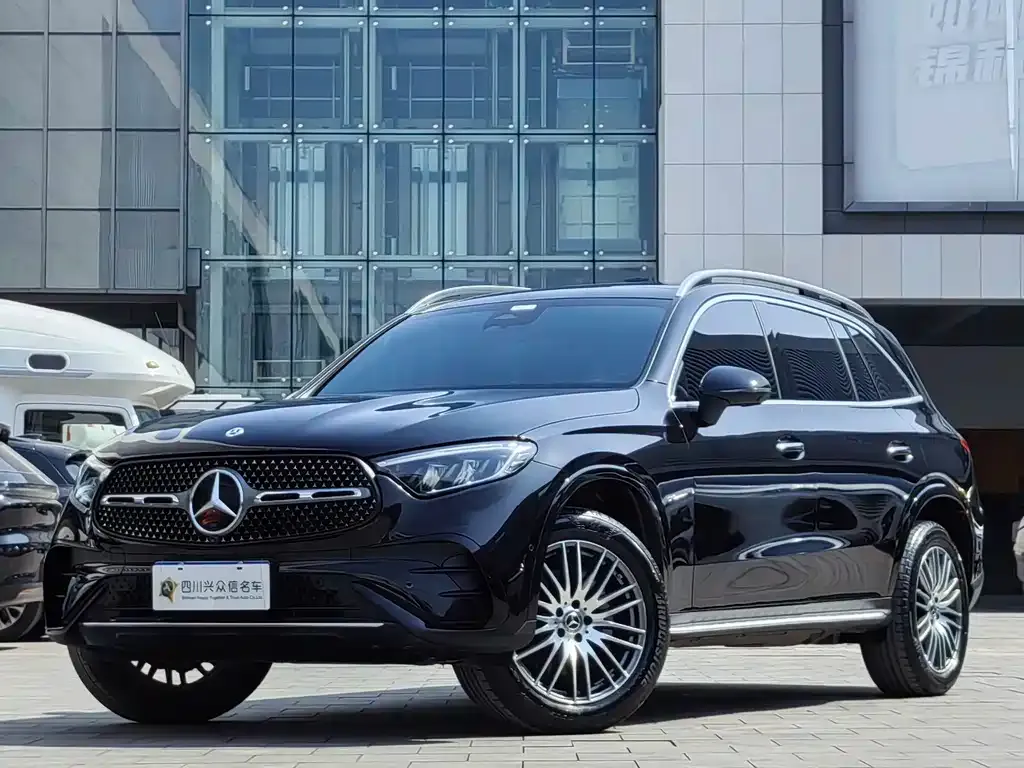 Mercedes-Benz GLC — фото 1