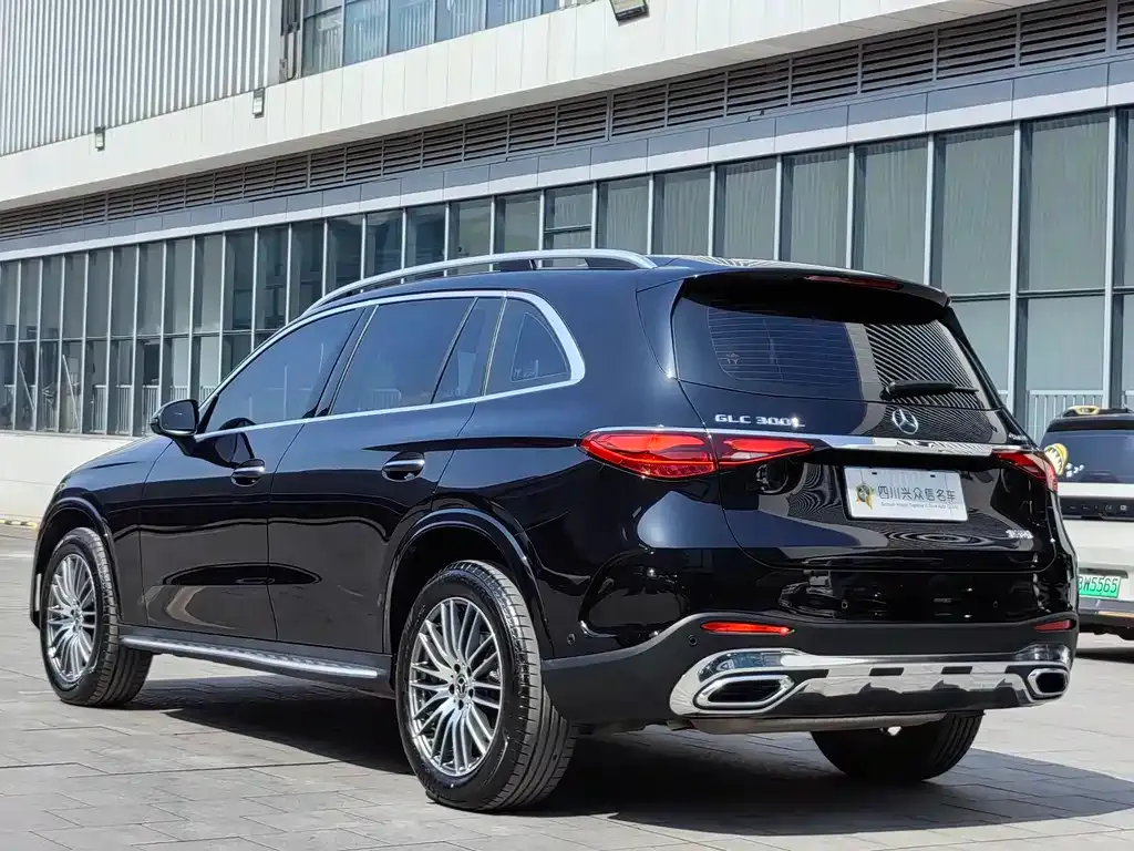 Mercedes-Benz GLC — фото 5