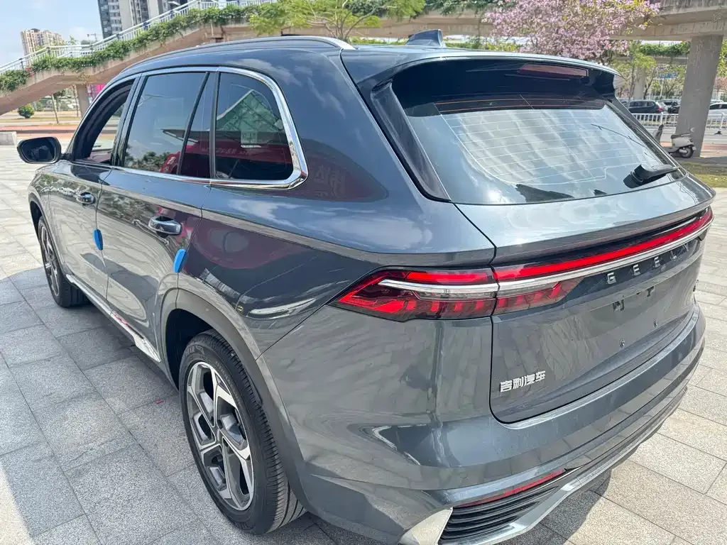 Geely Xingyue L — фото 7