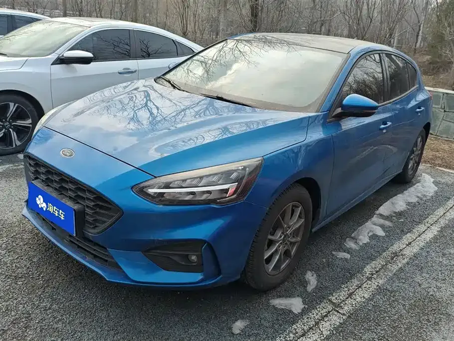 Ford Focus 2022 из CN, фото 1