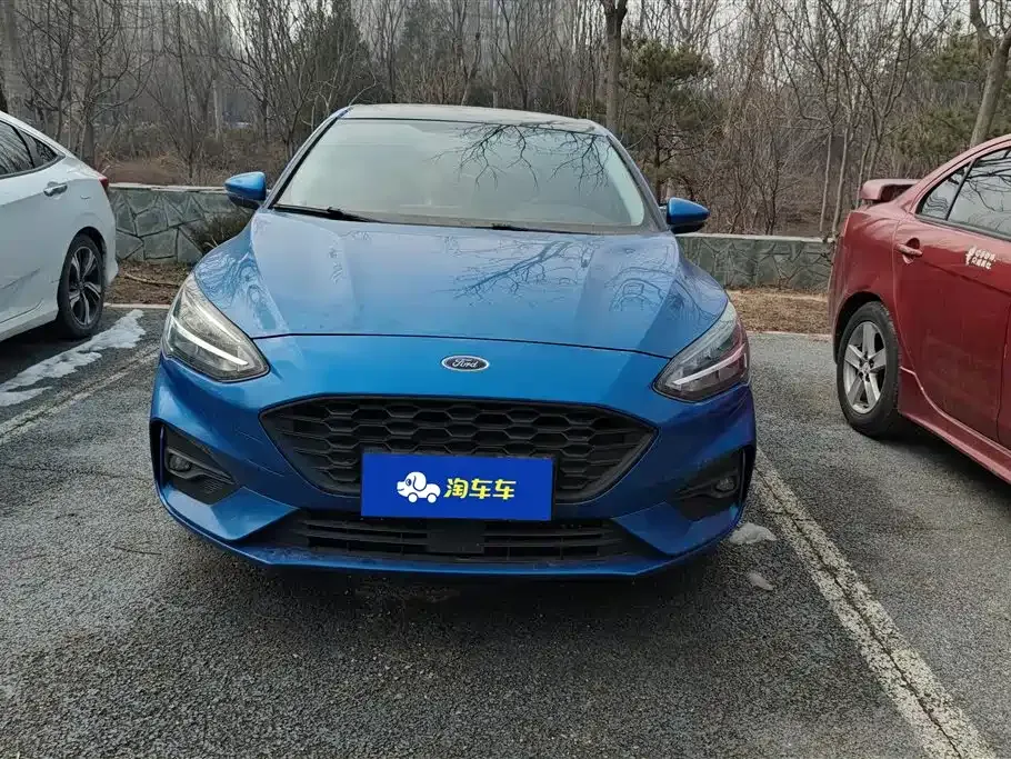Ford Focus 2022 из CN, фото 10