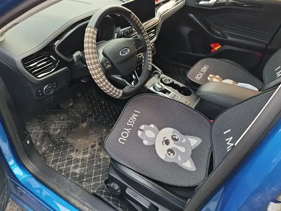 Ford Focus 2022 из CN, фото 4