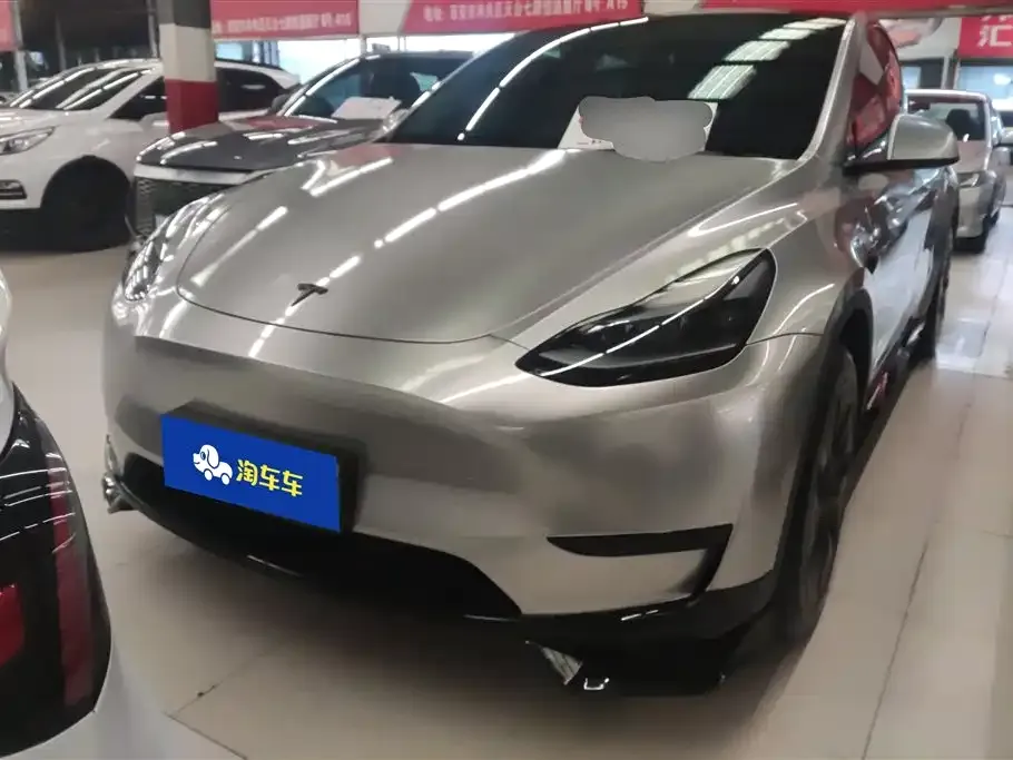 Tesla Model Y — фото 9