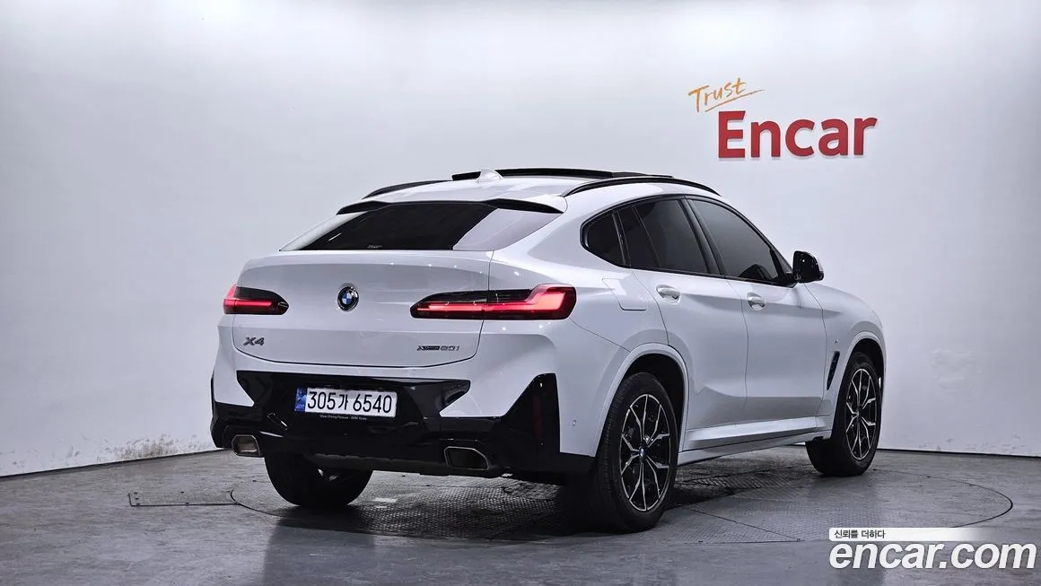 BMW X4 — фото 8