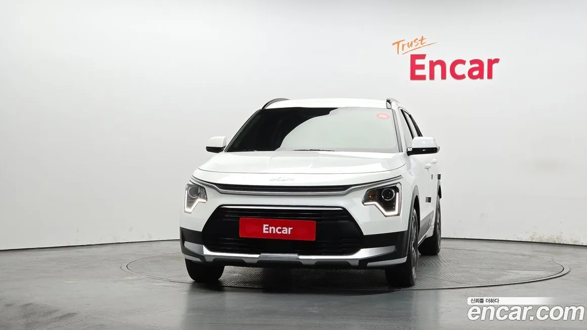 Kia Niro — фото 10