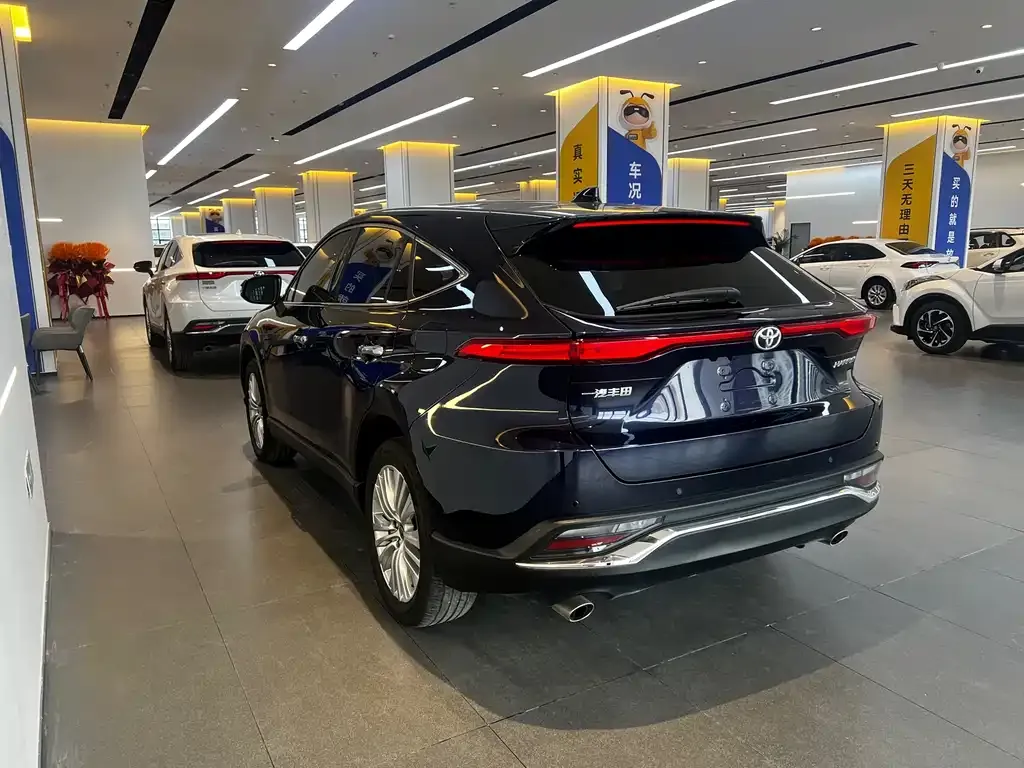 Toyota Harrier 2022 из CN, фото 3