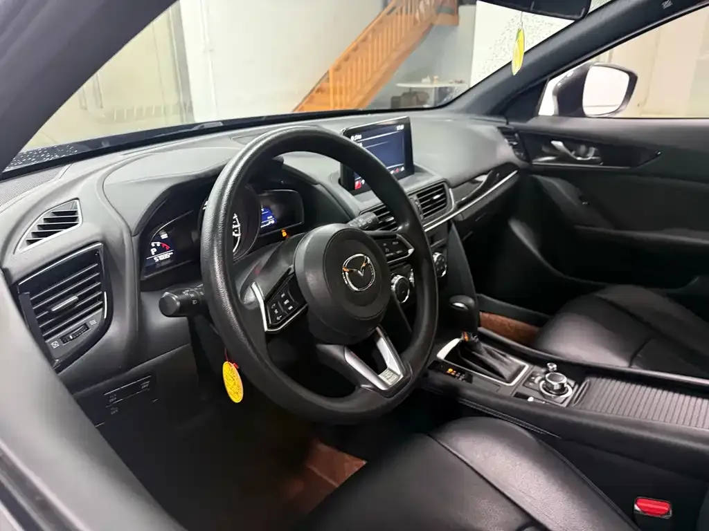 Mazda CX-4 2021 из CN, фото 9