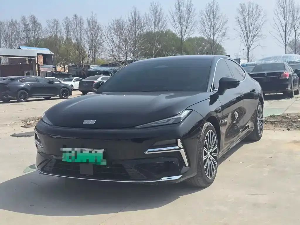Geely Galaxy Xingyao 8