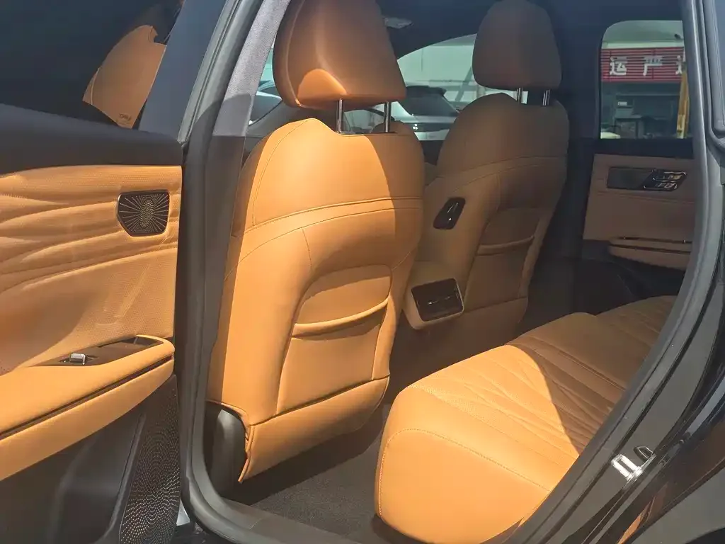 Geely Galaxy Xingyao 8 2025 из CN, фото 5