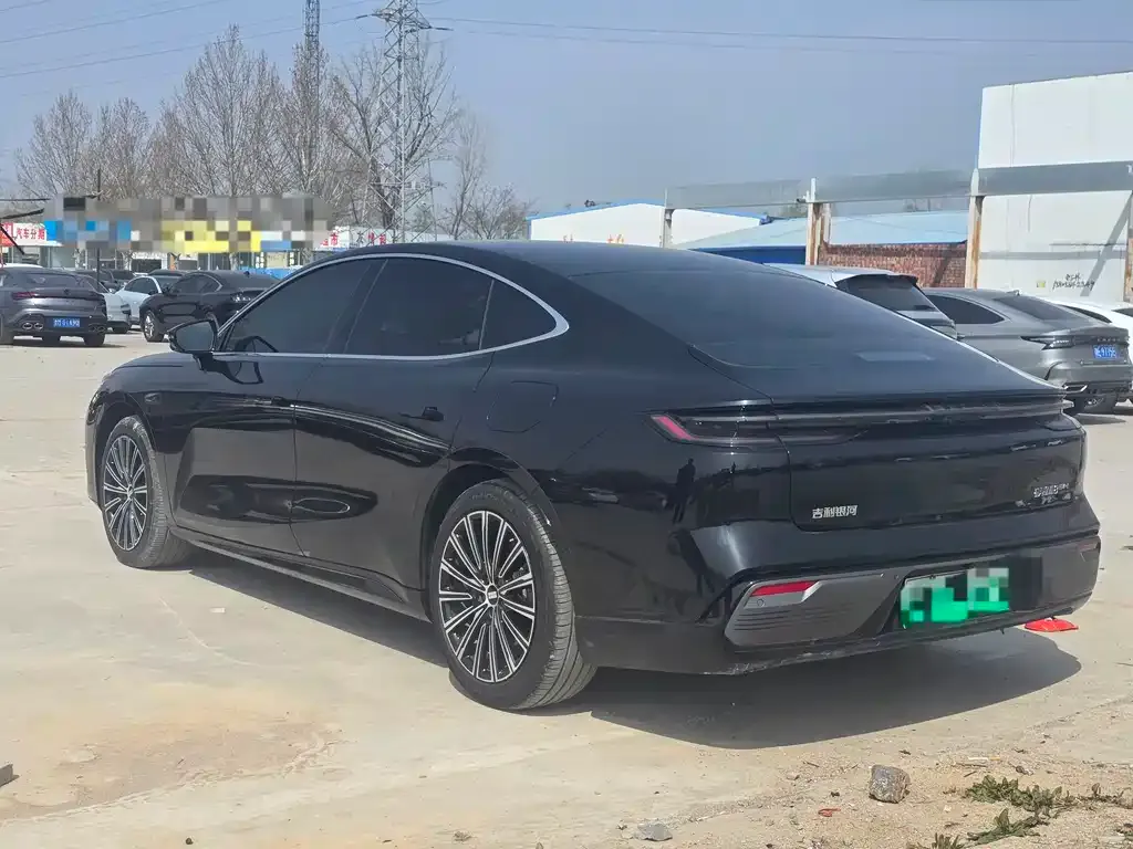 Geely Galaxy Xingyao 8 2025 из CN, фото 3
