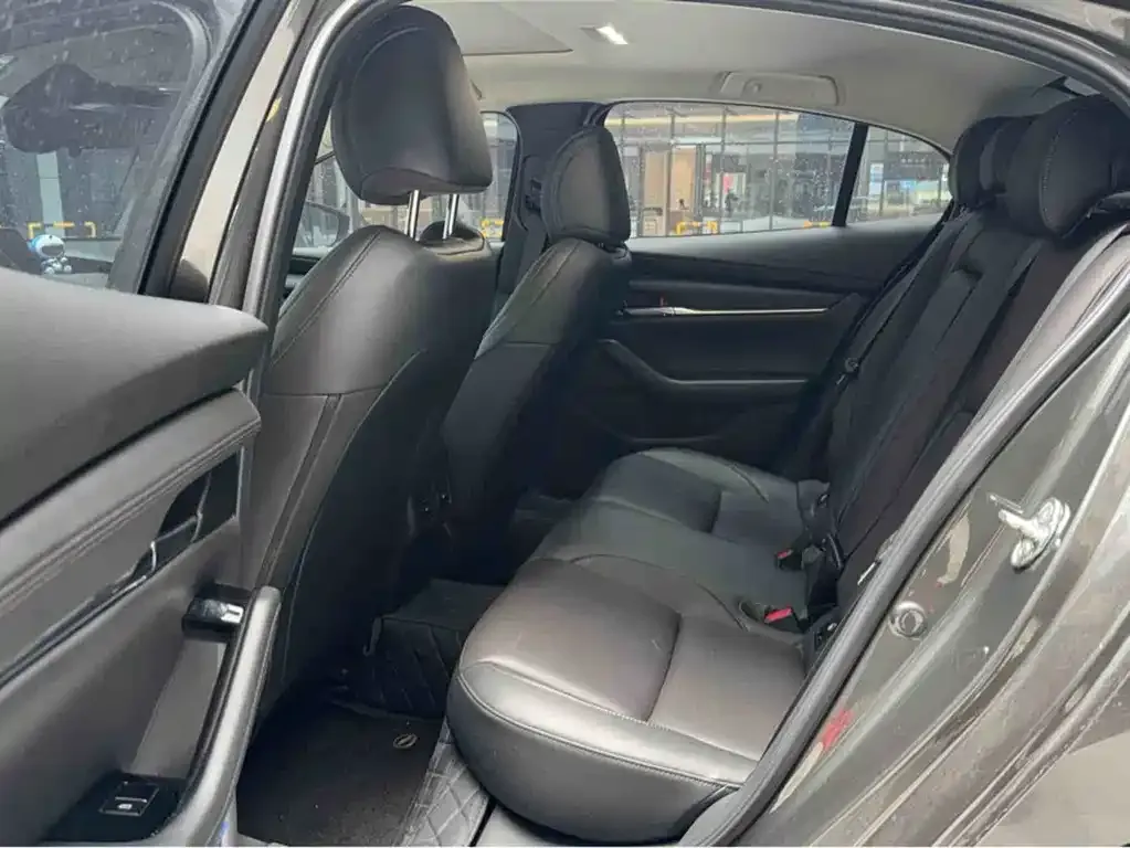 Mazda 3 Axela 2022 из CN, фото 6