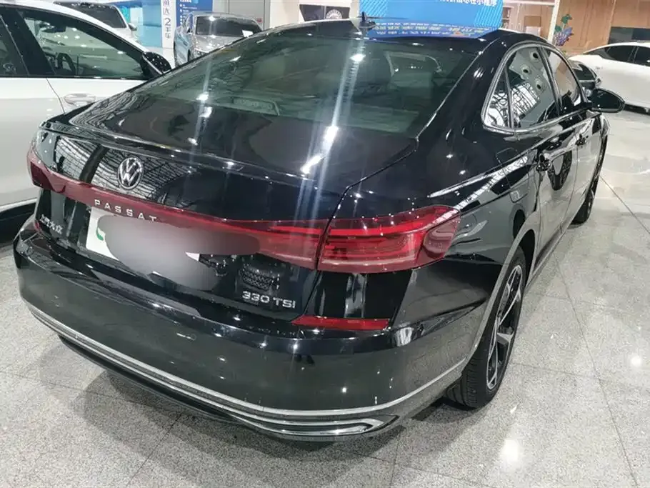 Volkswagen Passat 2023 из CN, фото 6