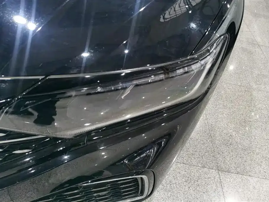 Volkswagen Passat 2023 из CN, фото 4