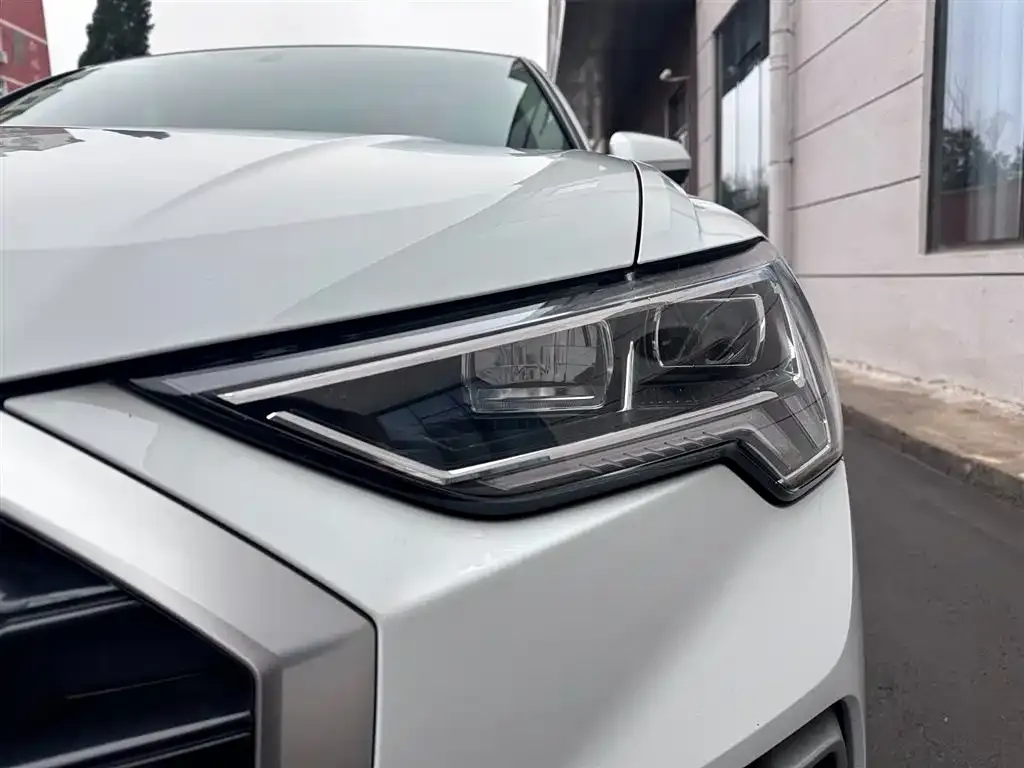 Audi Q3 2022 из CN, фото 2