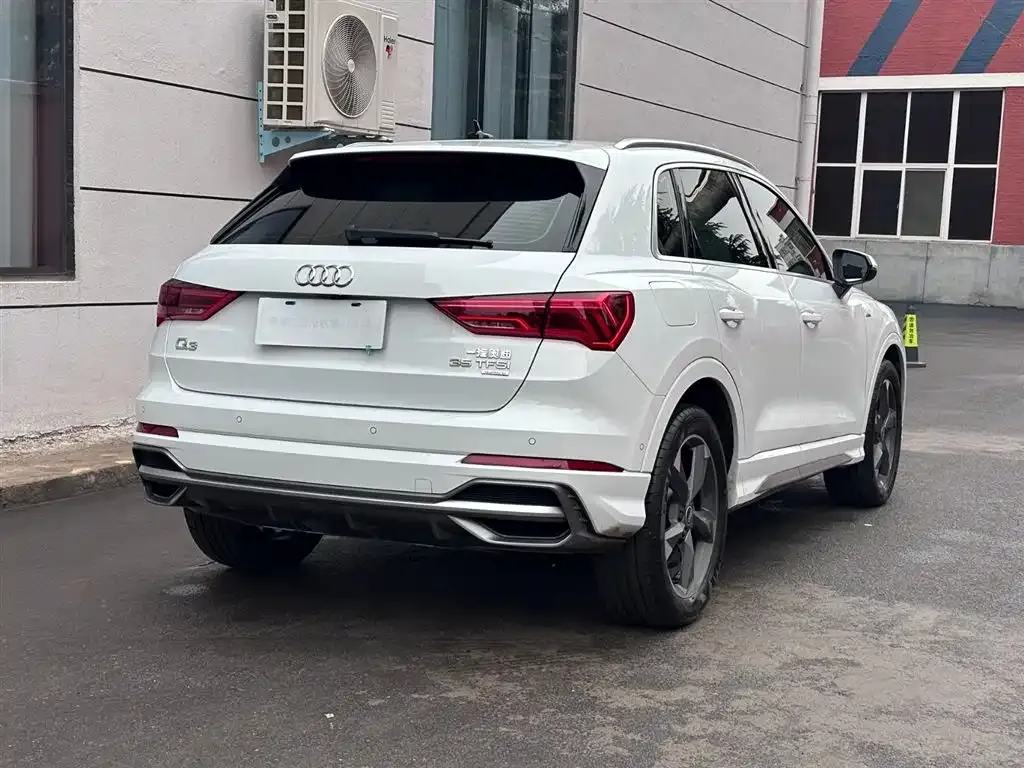 Audi Q3 2022 из CN, фото 10