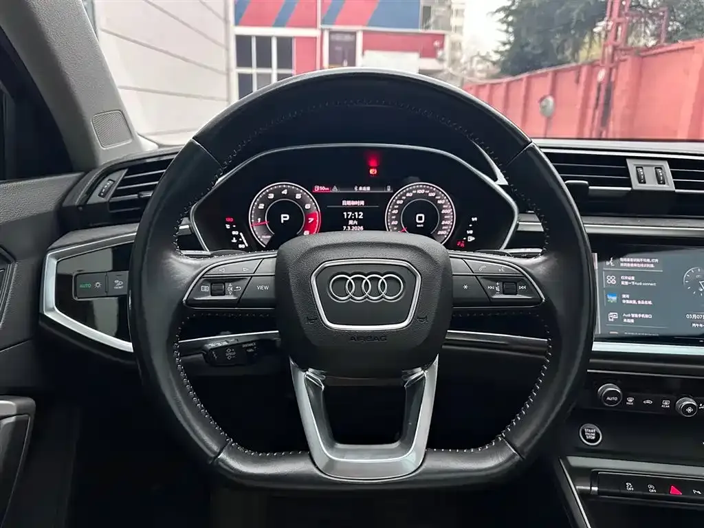 Audi Q3 2022 из CN, фото 3