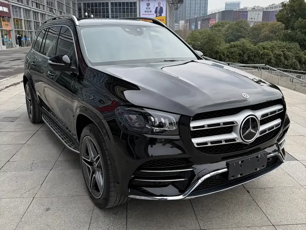 Mercedes-Benz GLS — фото 9