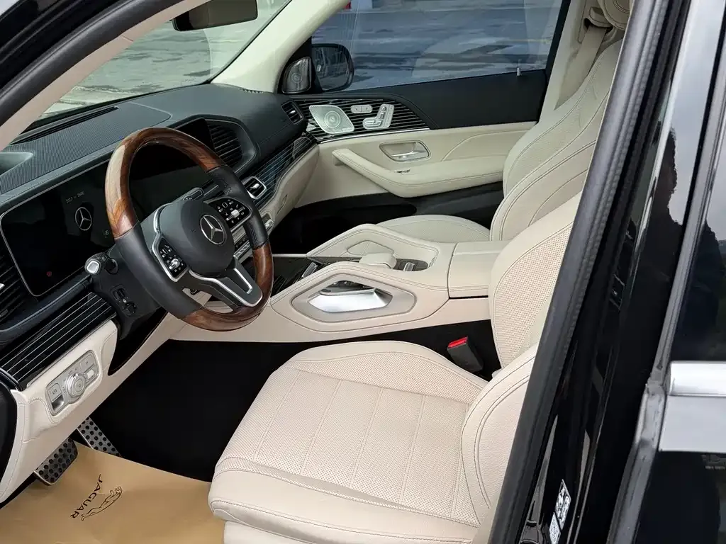Mercedes-Benz GLS — фото 2