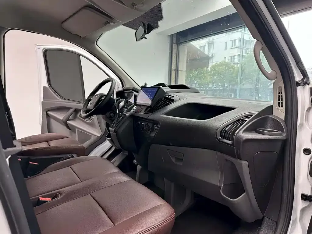 Ford Transit 2021 из CN, фото 8