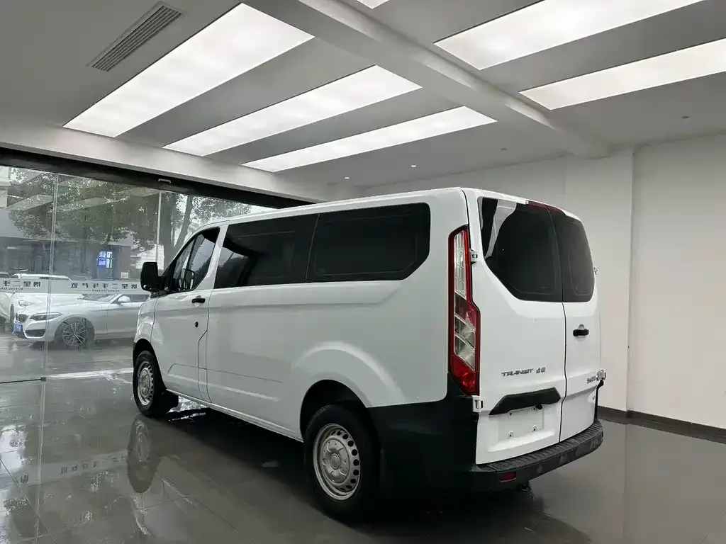 Ford Transit 2021 из CN, фото 3