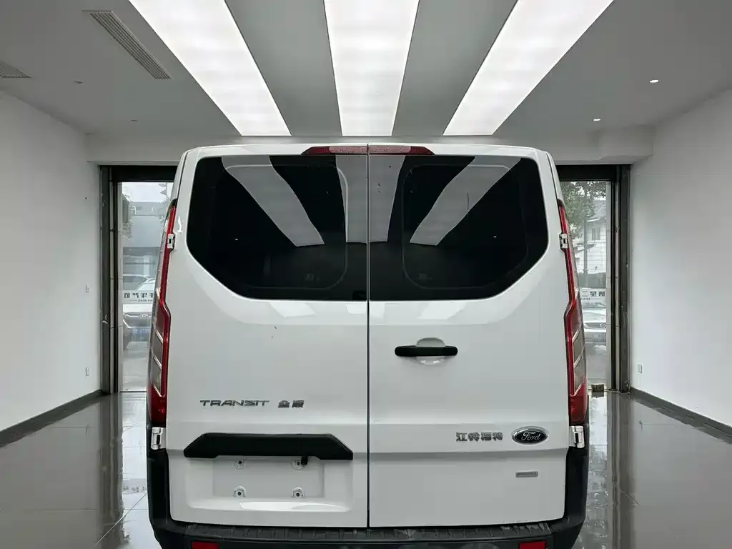 Ford Transit 2021 из CN, фото 5