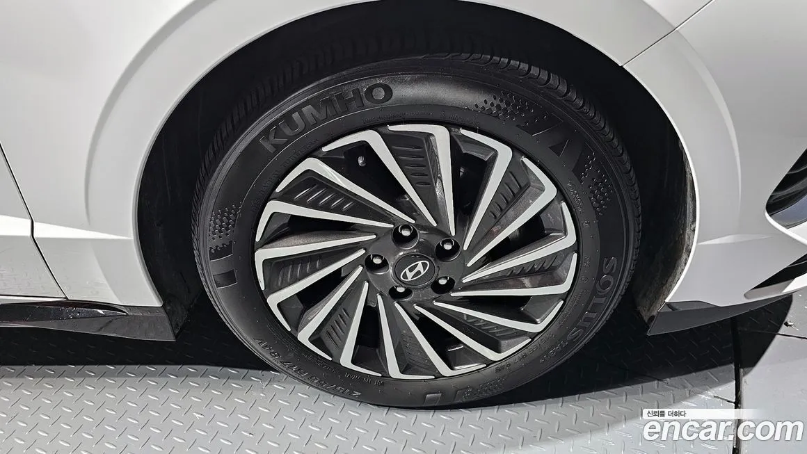 Hyundai Sonata 2024 из KR, фото 4