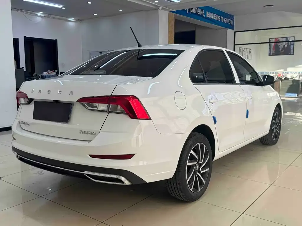 Skoda Rapid 2022 из CN, фото 2