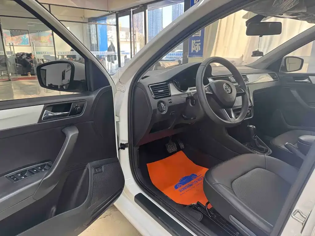 Skoda Rapid 2022 из CN, фото 6