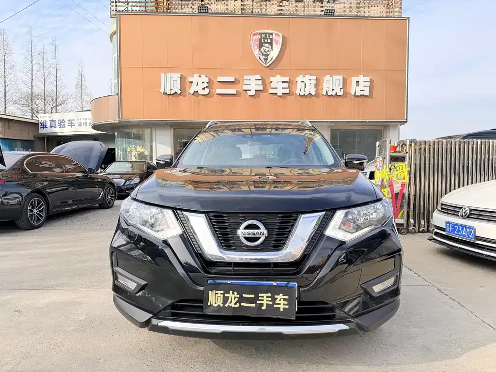 Nissan X-Trail — фото 9