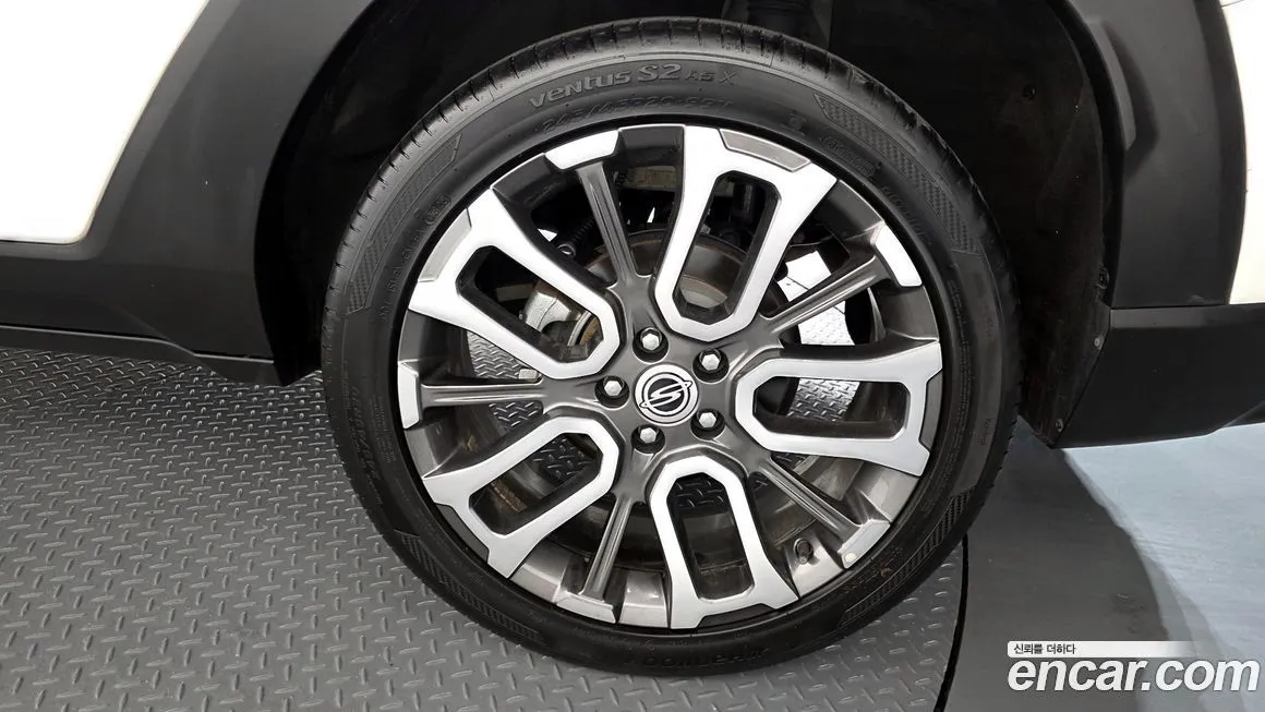 KG Mobility (Ssangyong) Torres — фото 8