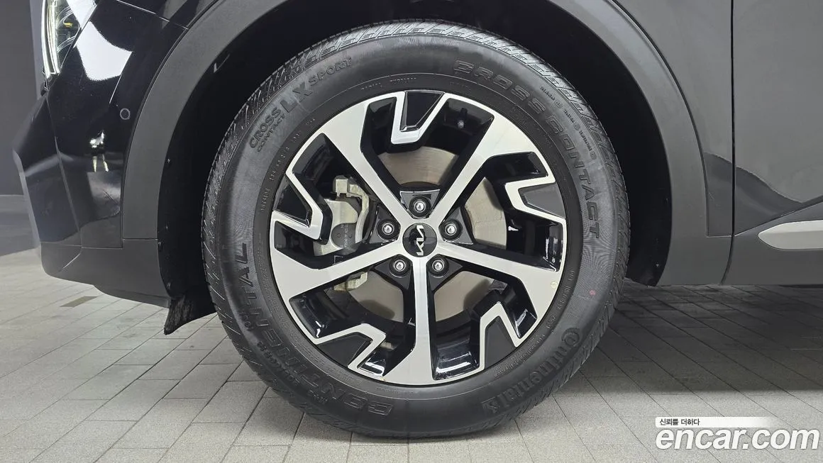 Kia Sportage — фото 8