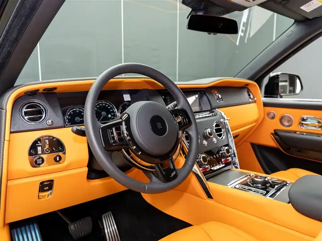 Rolls-Royce Cullinan 2023 из CN, фото 6