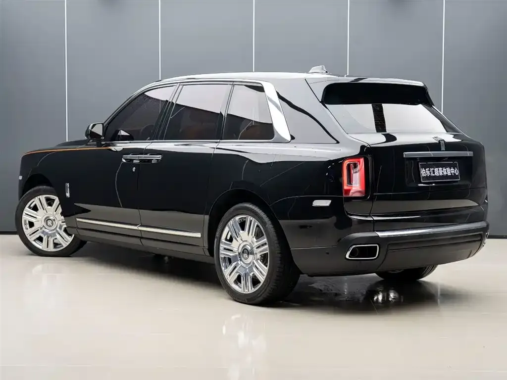 Rolls-Royce Cullinan 2023 из CN, фото 4