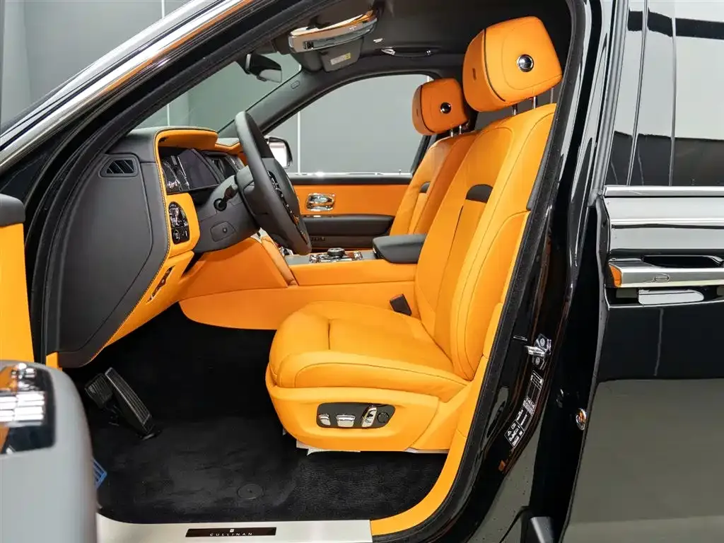 Rolls-Royce Cullinan 2023 из CN, фото 5