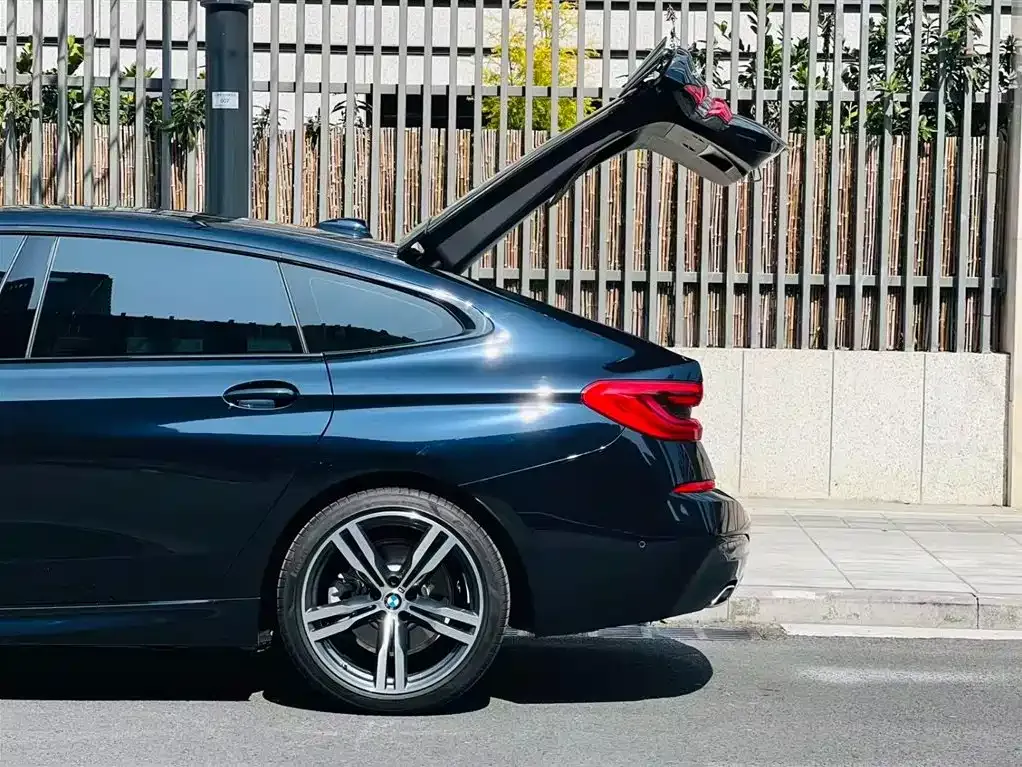 BMW 6 Series GT — фото 7