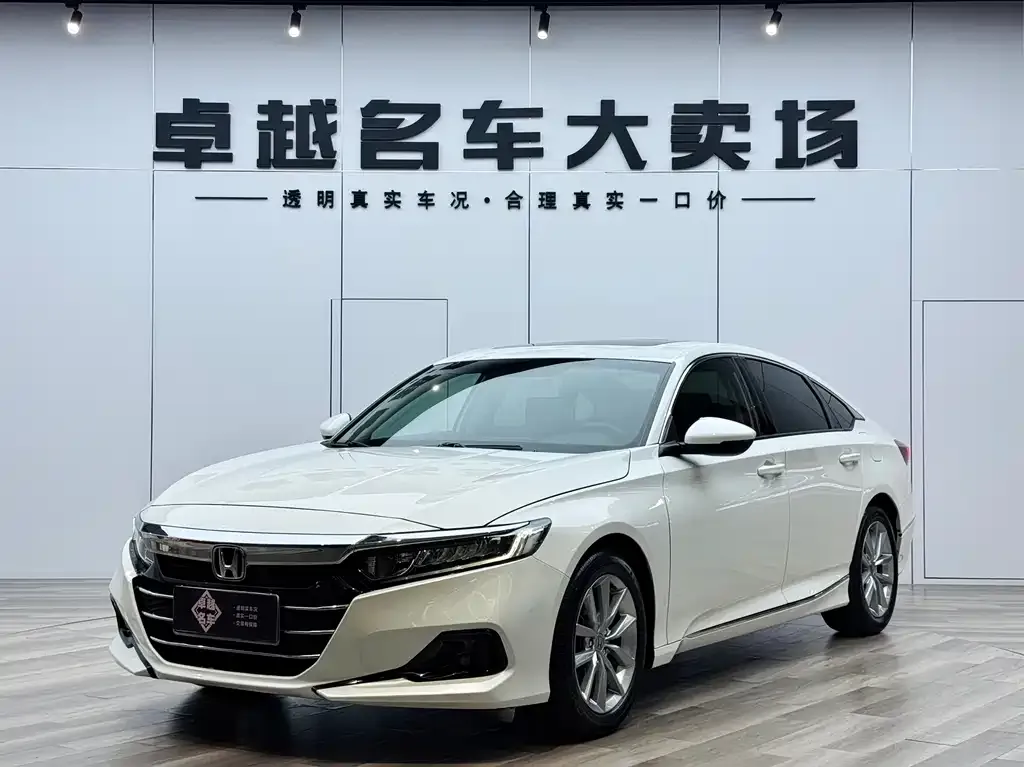 Honda Accord — фото 1