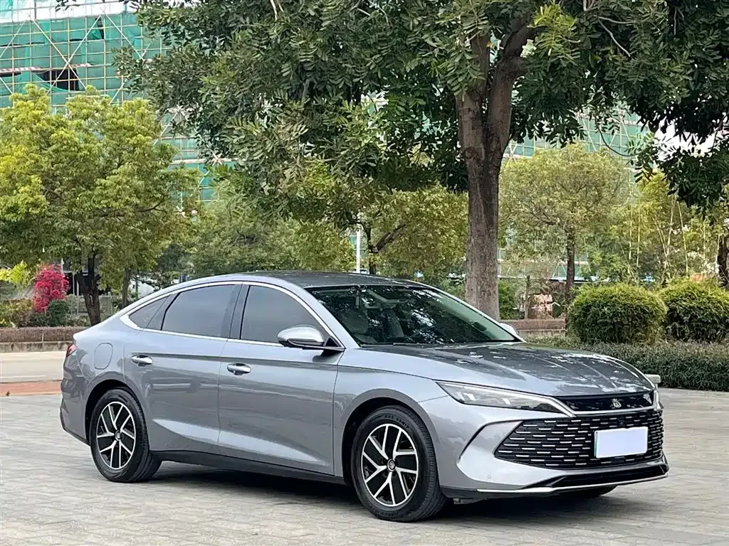 BYD Qin L — фото 1