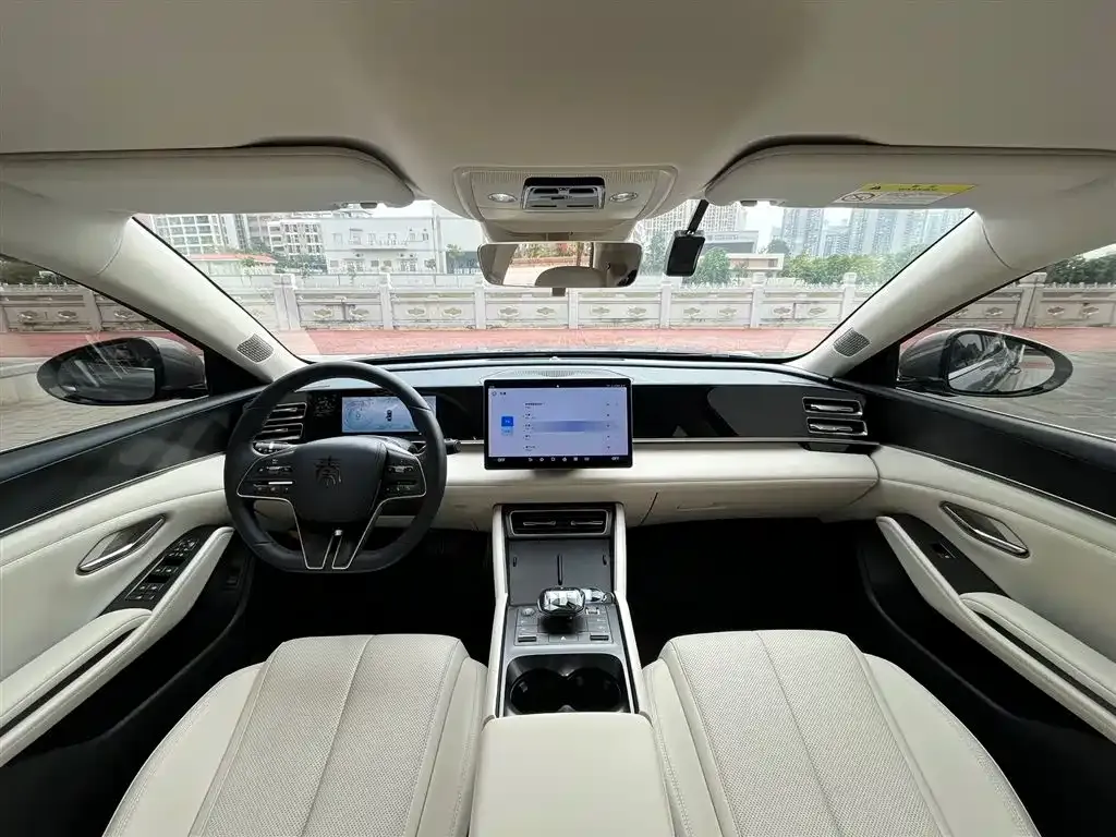 BYD Qin L — фото 7