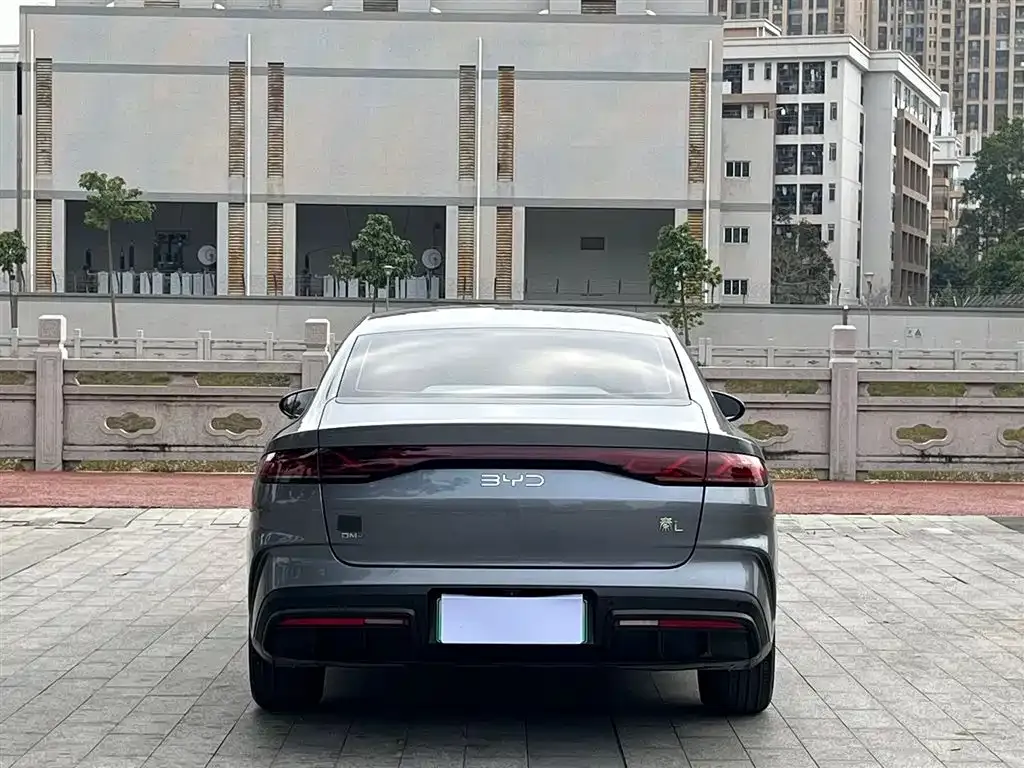 BYD Qin L — фото 2