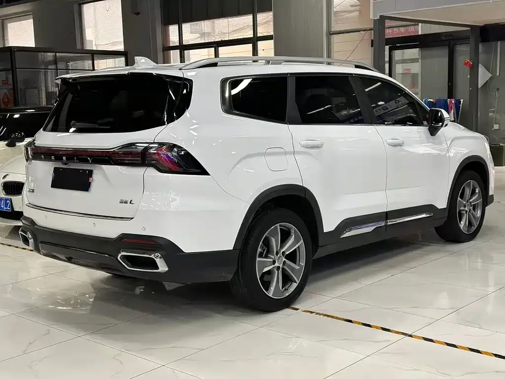 Geely Haoyue L 2024 из CN, фото 10