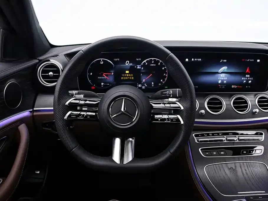 Mercedes-Benz E-Class — фото 3