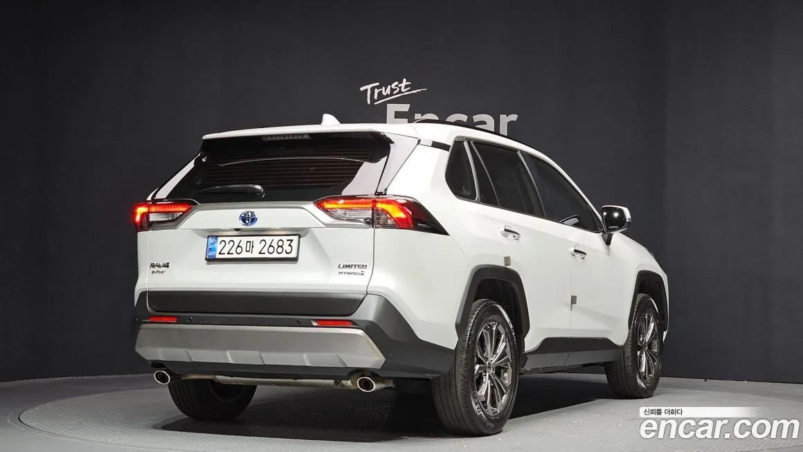 Toyota RAV4 2024 из KR, фото 6