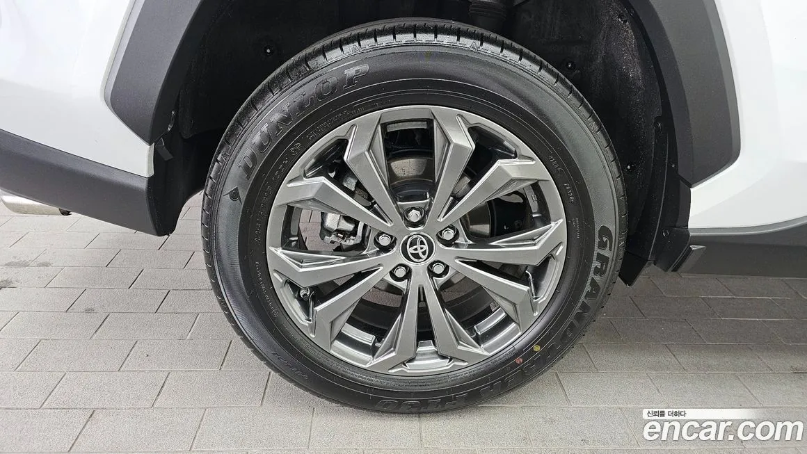 Toyota RAV4 2024 из KR, фото 8