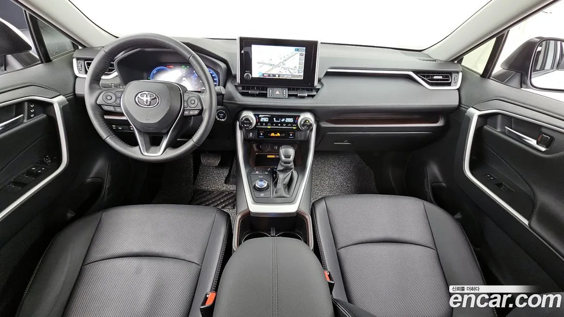 Toyota RAV4 2024 из KR, фото 10