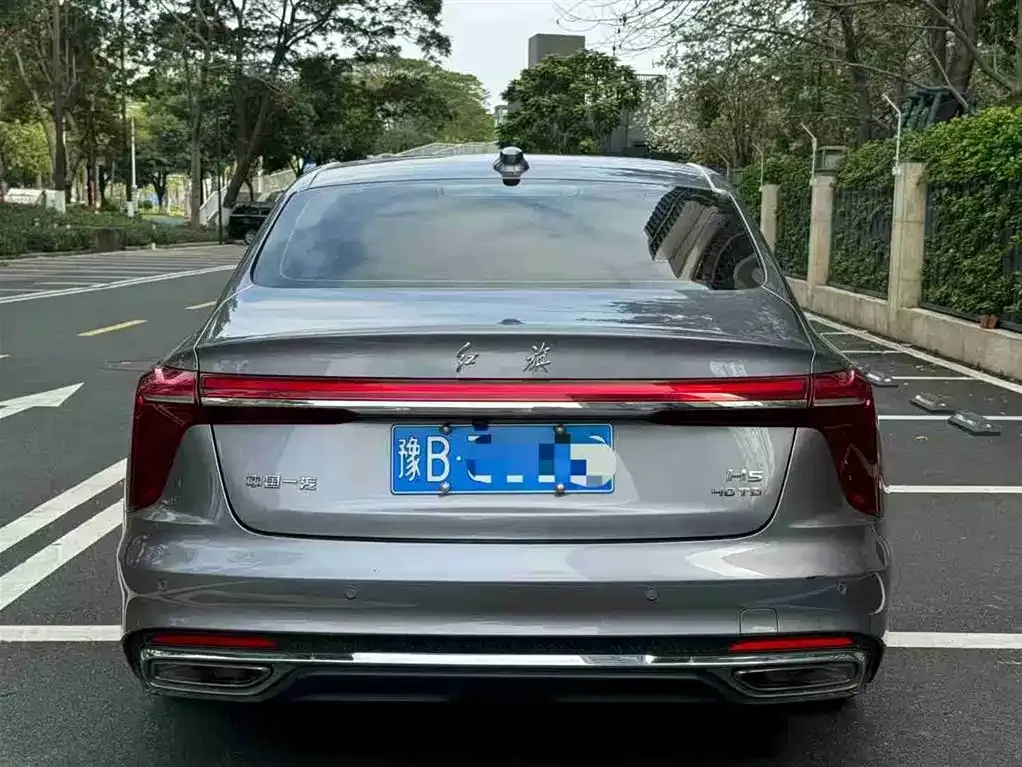 Hongqi H5 — фото 4