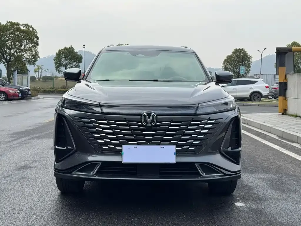 Changan CS75PLUS — фото 2