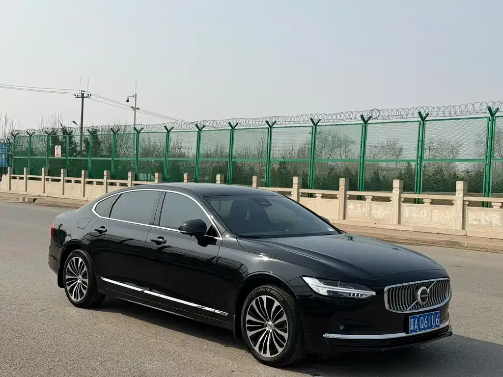Volvo S90 — фото 4